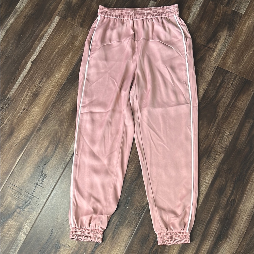 Zara Basic women’s pink stylish jogger pant (XS)